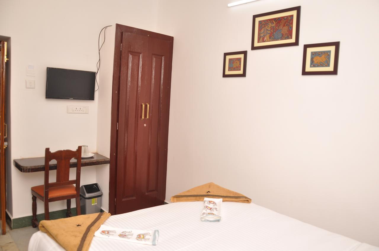 Rams Inn Thanjavur Esterno foto