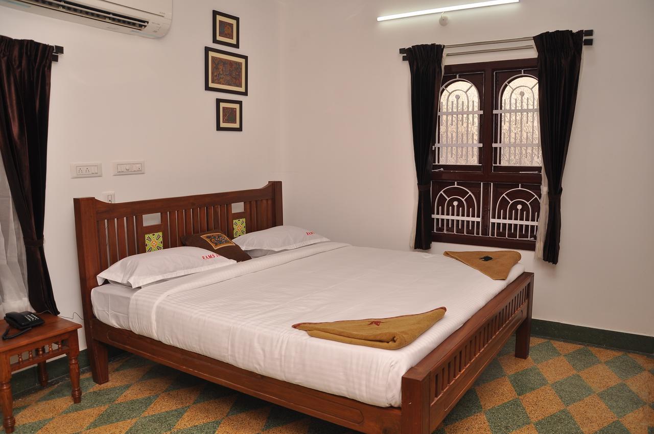 Rams Inn Thanjavur Esterno foto